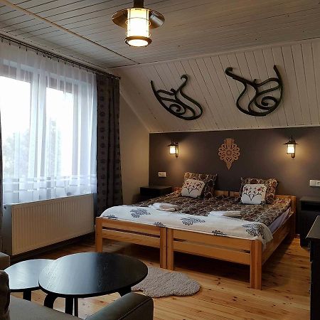 Koliba Nad Bialka Czarna Gora Bed & Breakfast Bagian luar foto