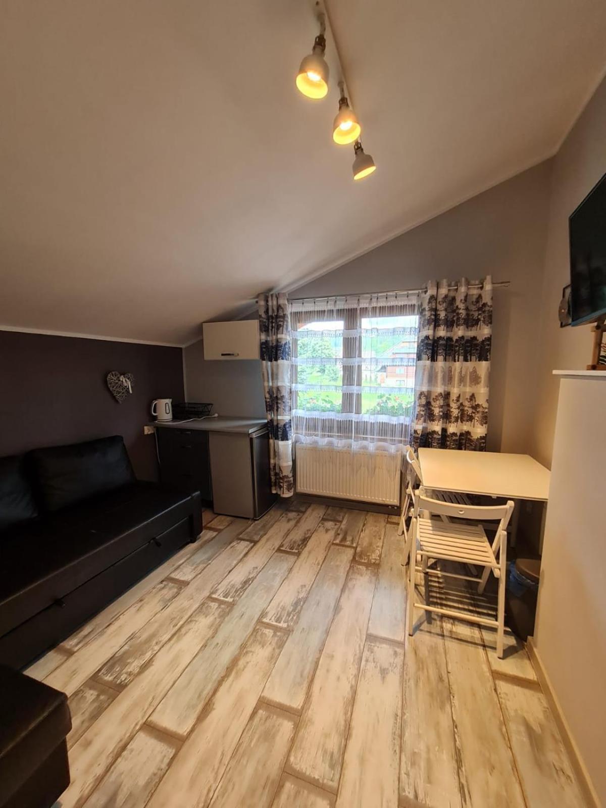 Koliba Nad Bialka Czarna Gora Bed & Breakfast Bagian luar foto