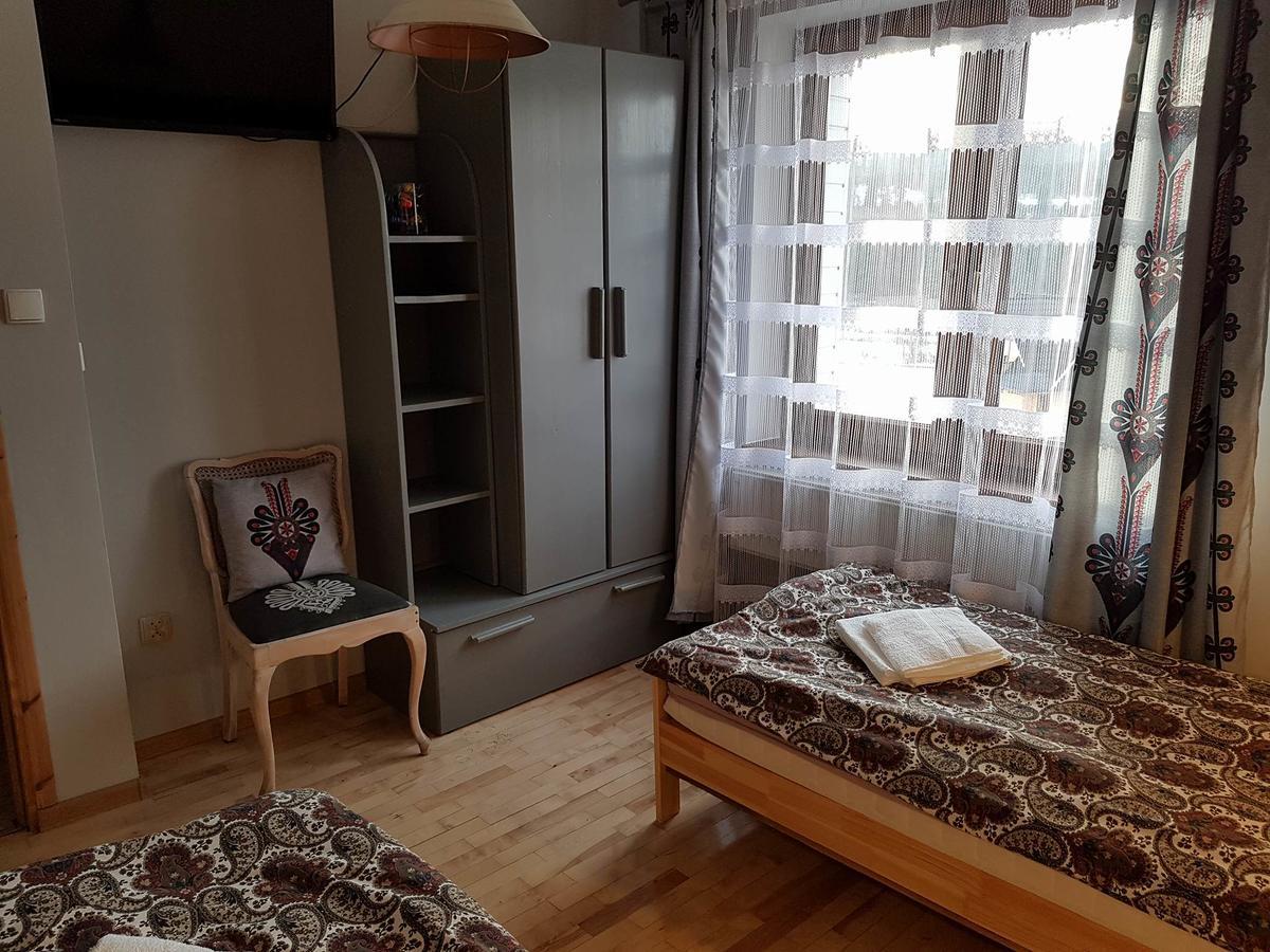 Koliba Nad Bialka Czarna Gora Bed & Breakfast Bagian luar foto
