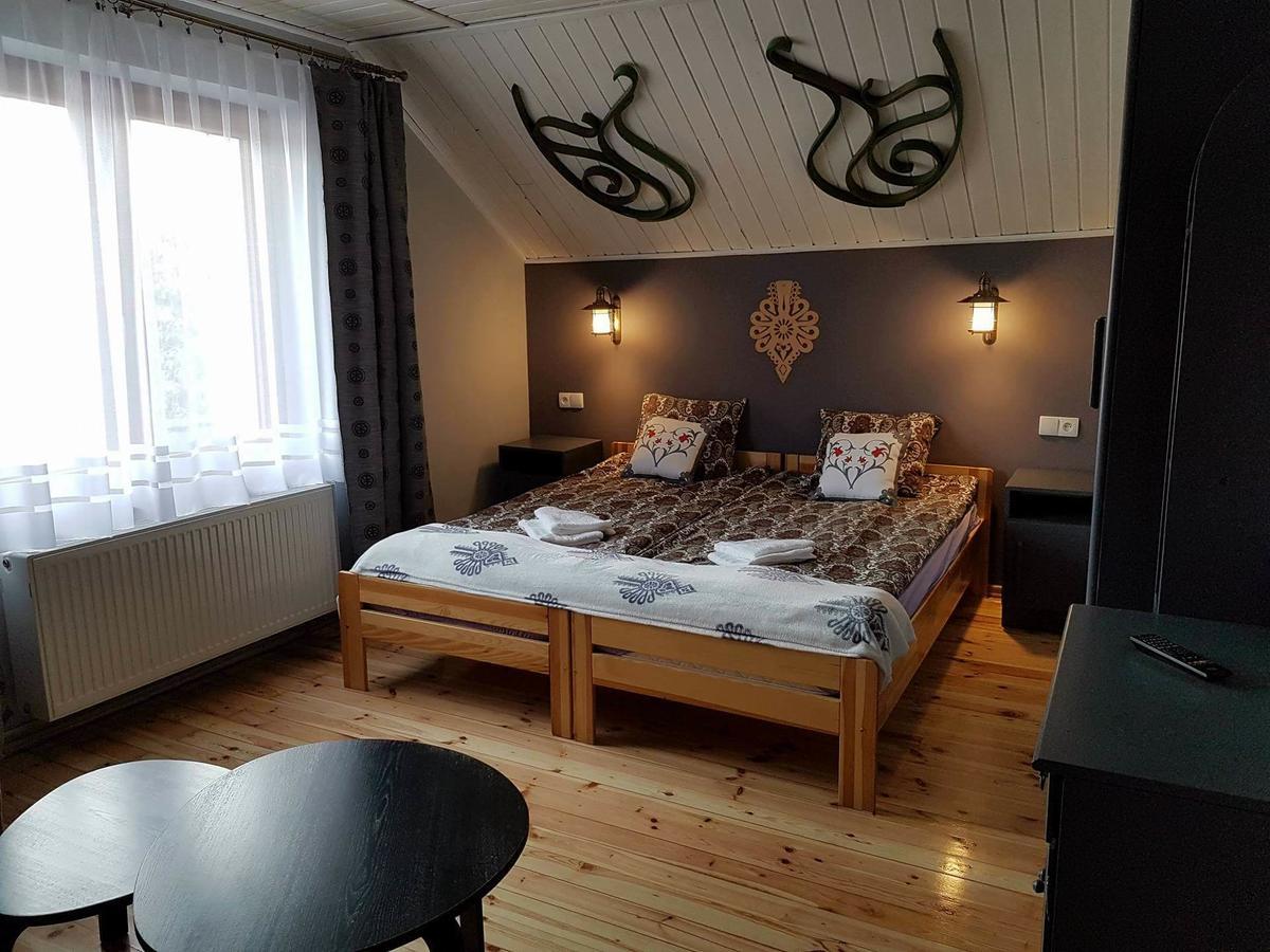 Koliba Nad Bialka Czarna Gora Bed & Breakfast Bagian luar foto